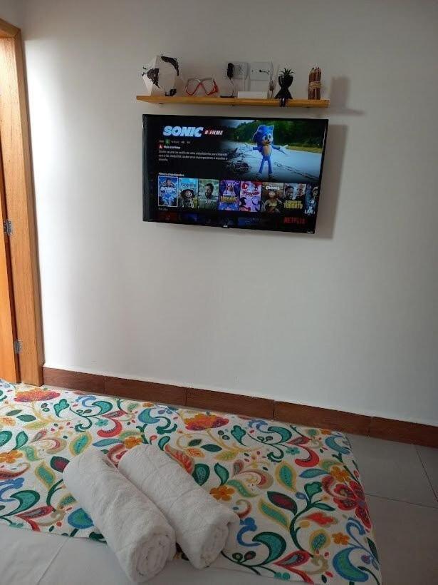 Casinha Aconchegante No Centro De Bonito I Tv, Ar-Condicionado, Bicicletas, Rede, Cozinha E Wi-Fi 20Mb Vila Exterior foto